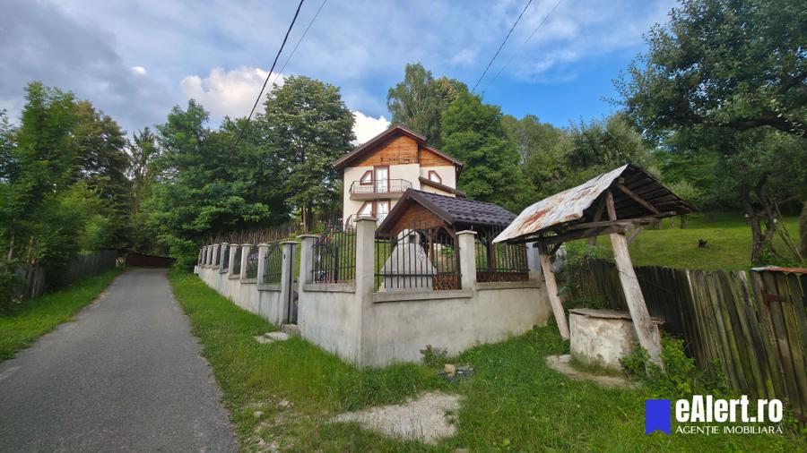 Casă cu 4 camere cu Teren 329 Mp în Bezdead