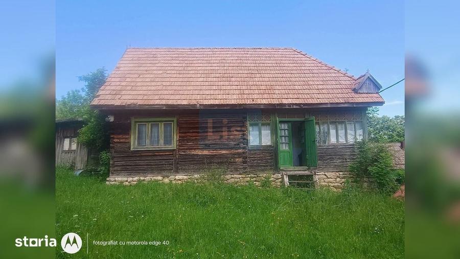 Casă cu 2 camere în Mărgău