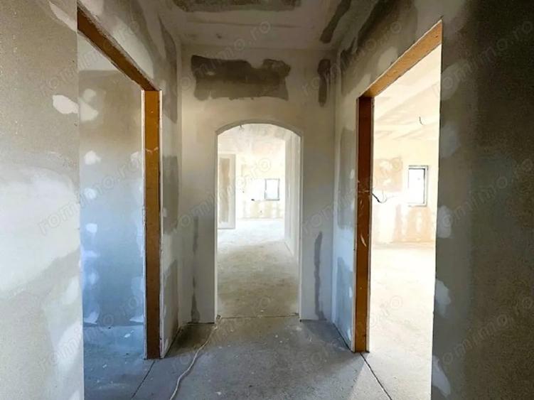 Casă cu 3 camere în Central
