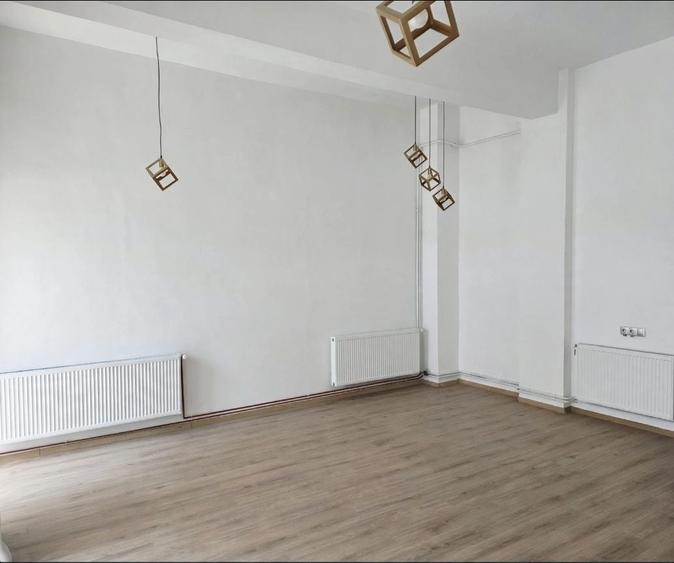 Spațiu comercial, de 44 mp, în Mărăști