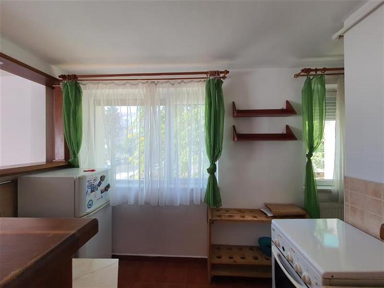 Apartament cu 2 camere semidecomandat în Orizont