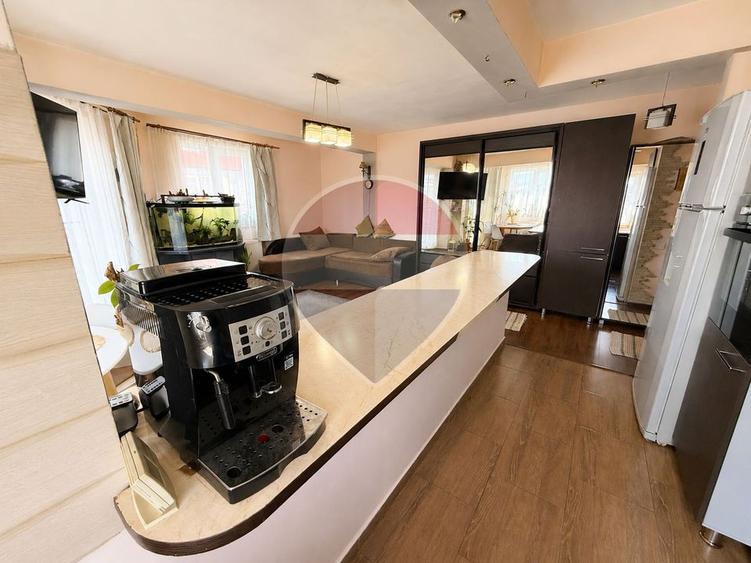 Apartament cu 2 camere semidecomandat în Florești