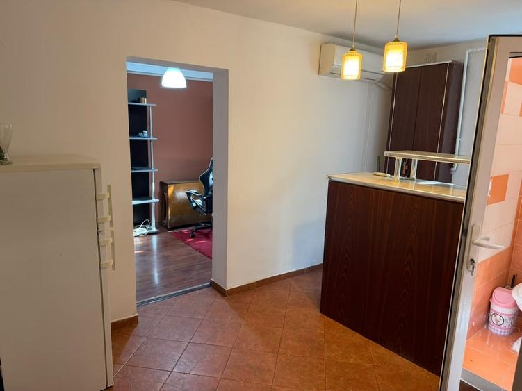 Garsonieră semidecomandată în Vitan