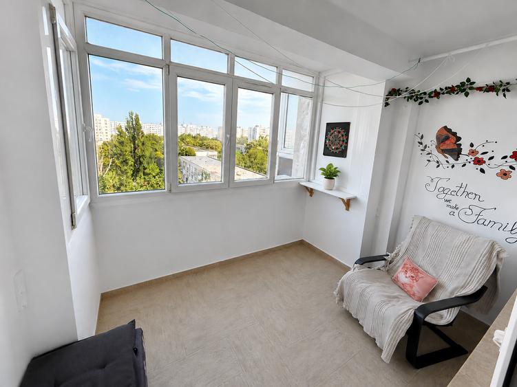 Apartament cu 2 camere decomandat în Titan