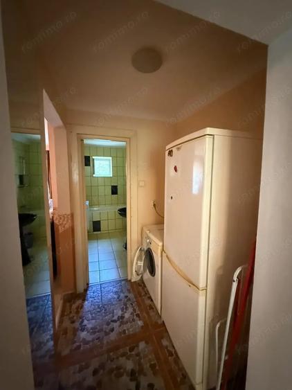 Apartament cu 3 camere decomandat în Gojdu