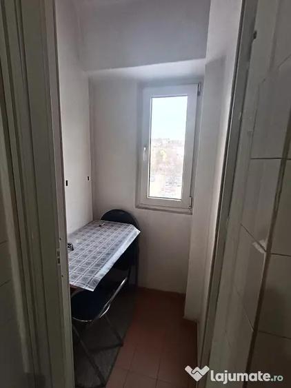 Garsonieră decomandată în Gară