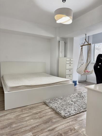 Apartament cu 3 camere circular în Gorjului