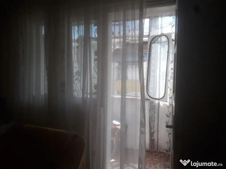 Apartament Cu 2 Camere Semidecomandate Zona Zamca - Suceava (Suceava) - 6