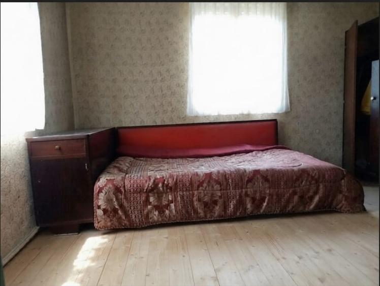 Casă individuală cu 6 camere cu Teren 980 Mp în Stănești (Stoilești)
