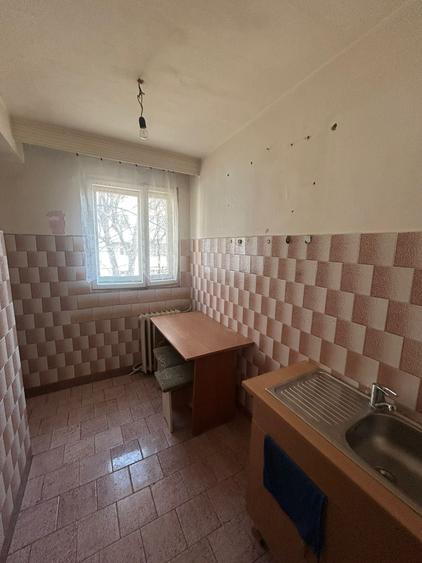Apartament cu 2 camere decomandat în Sud