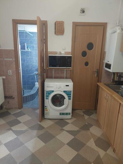 Apartament semidecomandat în Iris