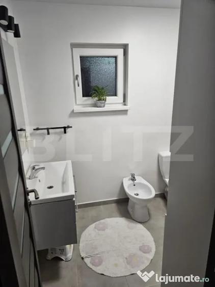 Casă cu 4 camere cu Teren 200 Mp în Central