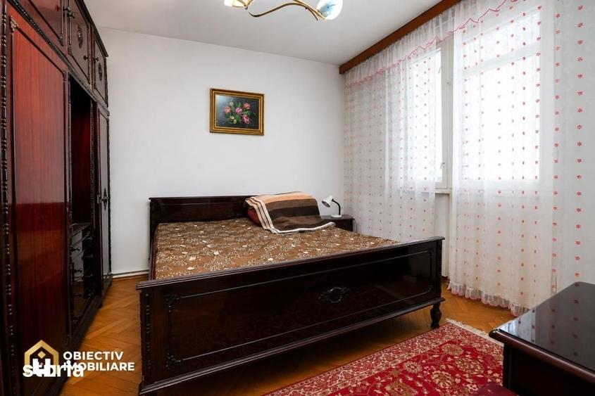 Apartament cu 3 camere decomandat în Dărmănești