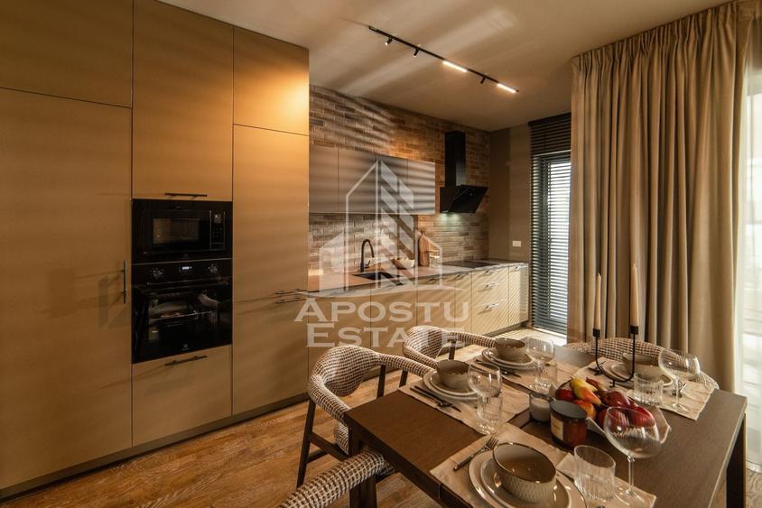 Apartament cu 3 camere semidecomandat în Central