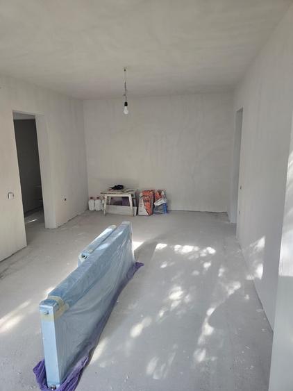 Apartament cu 2 camere semidecomandat în Țiglina 1