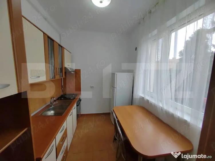 Garsonieră decomandată în Central