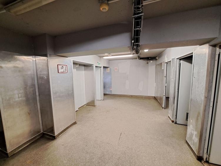 Spațiu comercial, de 143.0299987793 mp, în Vitan Mall