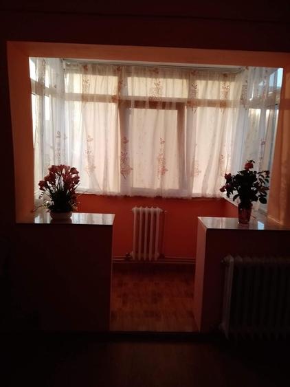 Apartament cu 2 camere semidecomandat în Exterior Vest