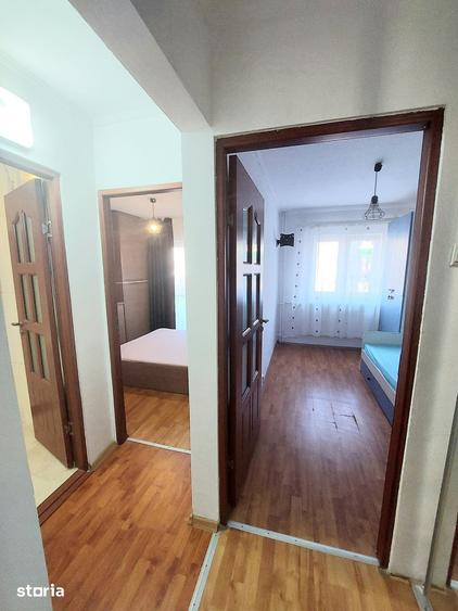Apartament cu 3 camere decomandat în Decebal