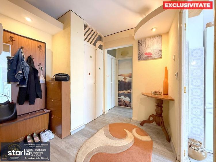 Apartament cu 2 camere în Micro 17