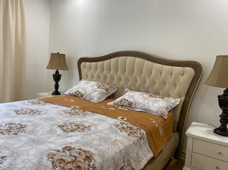 Apartament cu 3 camere semidecomandat în Ștefăneștii de Jos