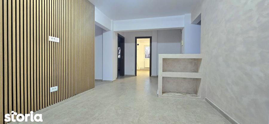 Apartament cu 4 camere decomandat în Poarta 6