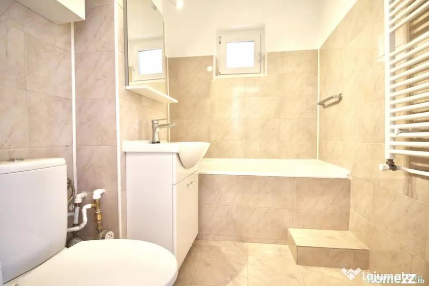 Apartament cu 3 camere decomandat în Teiul Doamnei