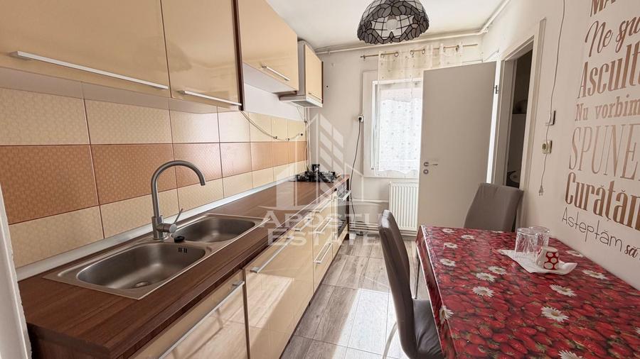 Apartament cu 3 camere semidecomandat, mobilat în Șagului