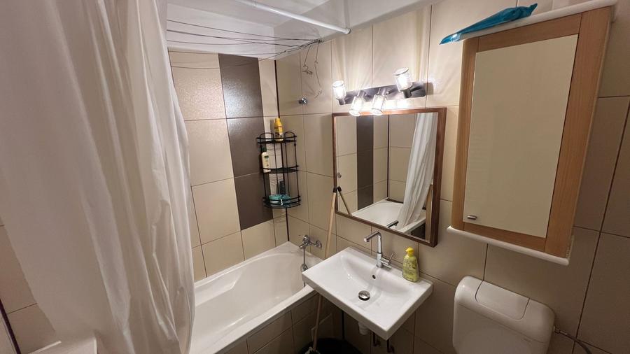 Apartament cu 2 camere semidecomandat, mobilat în Crângași