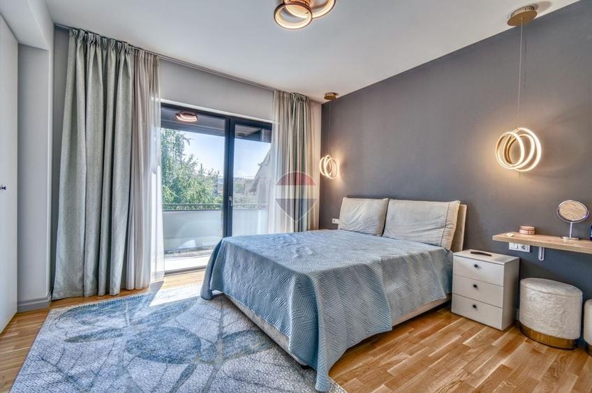 Duplex cu 4 camere cu Teren 223 Mp în Someșeni
