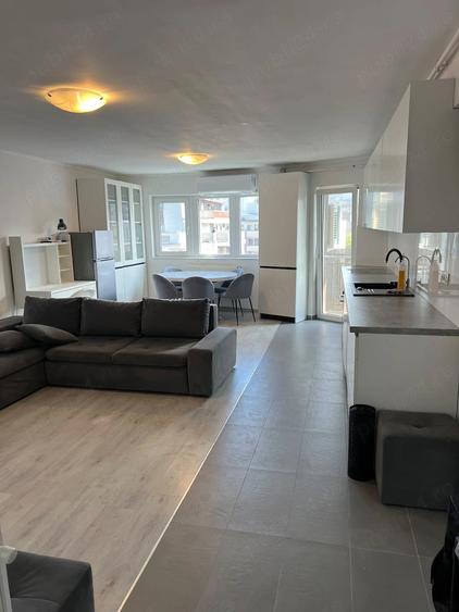 Apartament cu 2 camere semidecomandat în Mărăști