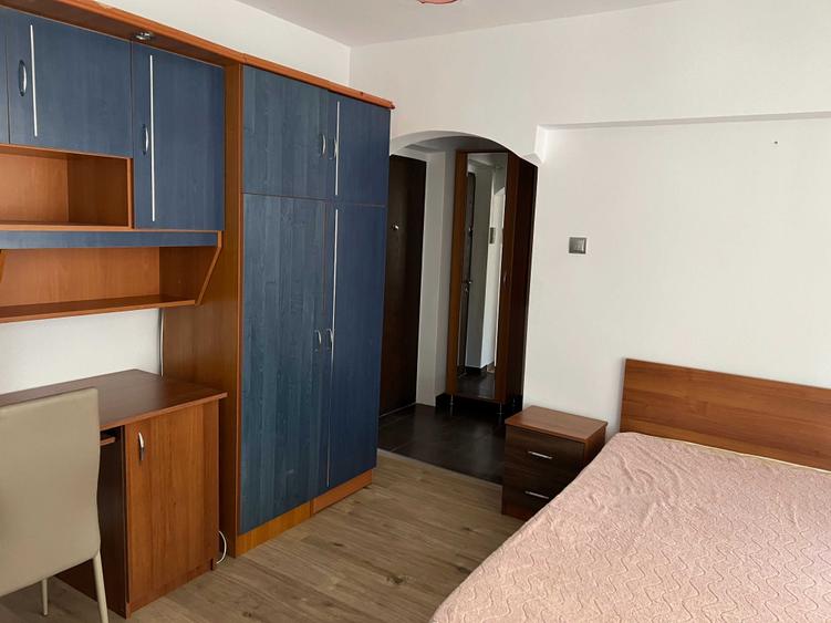 Dau in chirie apartament 1 cam. in Cart. Libertatii, Reghin - 4