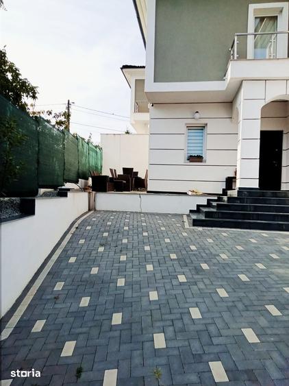 Casă cu 5 camere cu Teren 220 Mp în Oncea