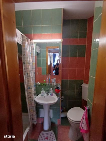 Apartament cu 3 camere decomandat în Republicii