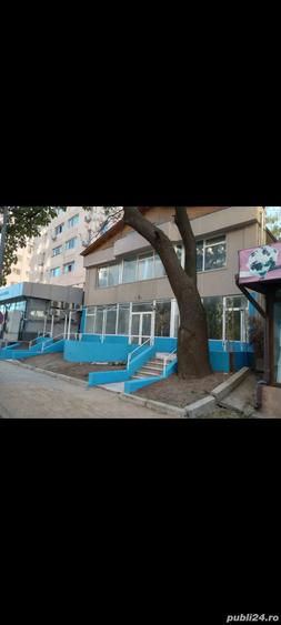 Spațiu comercial, de 300 mp, în Central