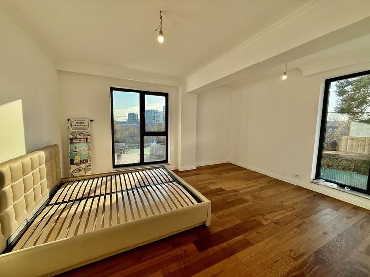 Apartament cu 3 camere în Aviației — fotografia 1