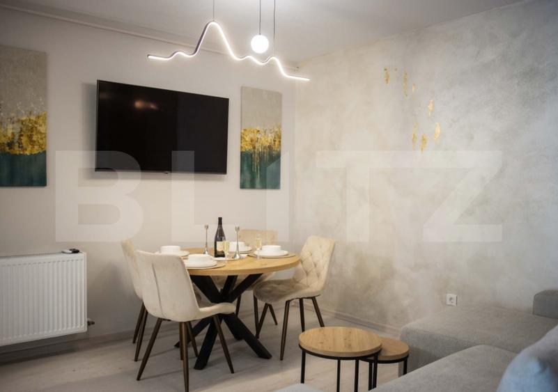 Apartament cu 3 camere decomandat, mobilat în Triaj
