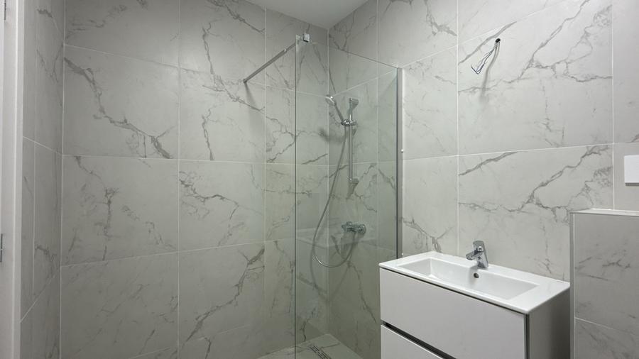 Apartament cu 2 camere decomandat în Pipera