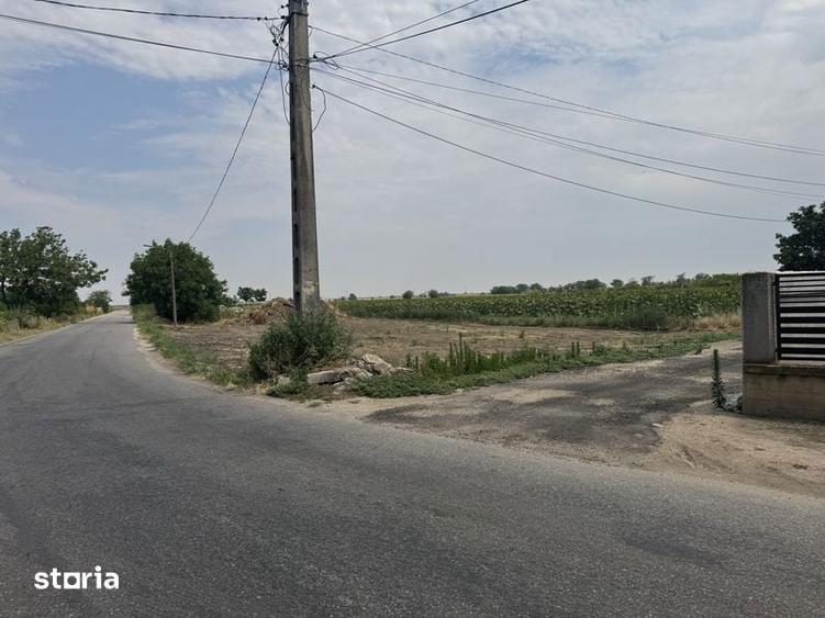 Teren intravilan in Corabia cu deschidere la doua strazi - 2