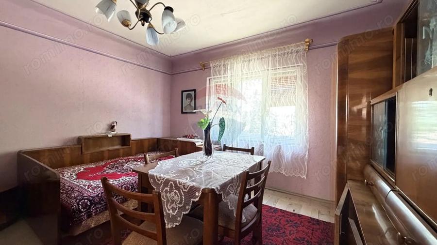 Casă cu 3 camere cu Teren 700 Mp în Vitrometan
