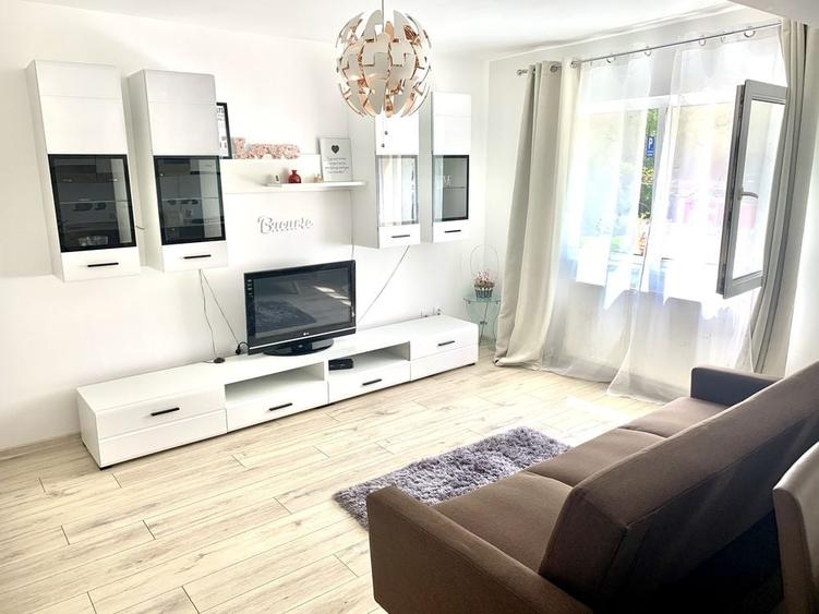 Apartament cu 2 camere decomandat în Răcădău
