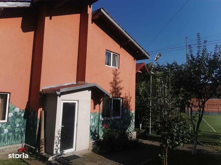 Casă cu 4 camere cu Teren 140 Mp în Central