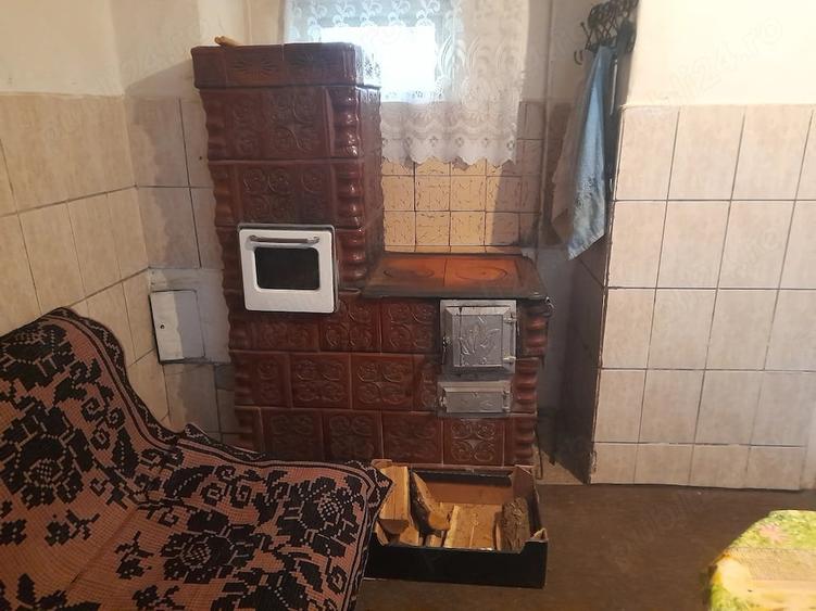 Casă cu 4 camere cu Teren 1600 Mp în Zăgujeni