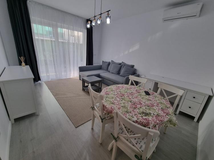 Apartament cu 2 camere decomandat, mobilat în Aradului