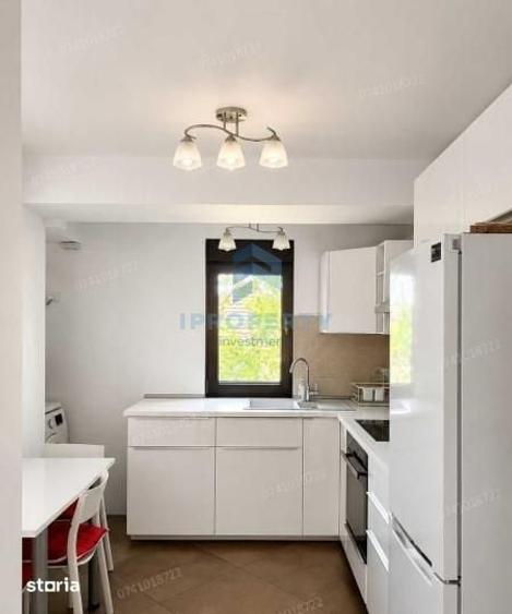 Apartament cu 3 camere decomandat în Primăverii