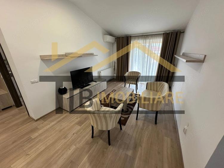 Apartament cu 3 camere decomandat în Tudor