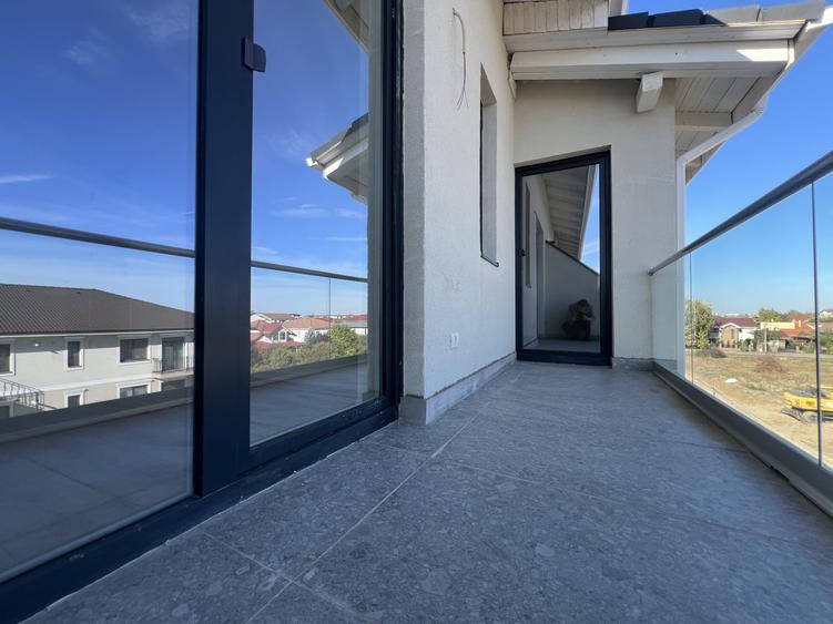 Apartament cu 2 camere decomandat în Giroc