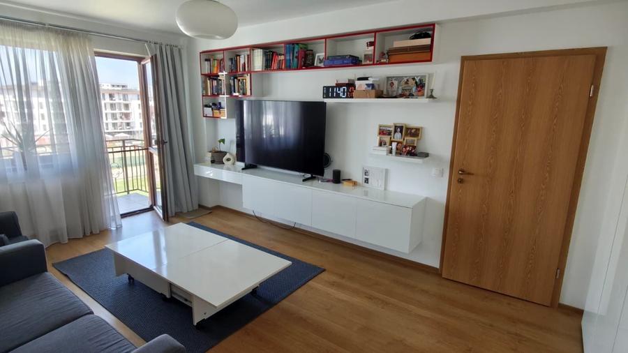 Apartament cu 2 camere decomandat, mobilat în Tractorul