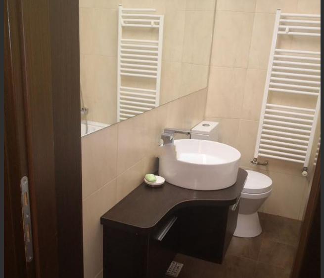 Apartament cu 2 camere decomandat, mobilat în Floreasca