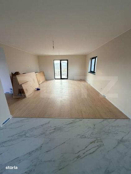 Casă cu 4 camere cu Teren 400 Mp în Central